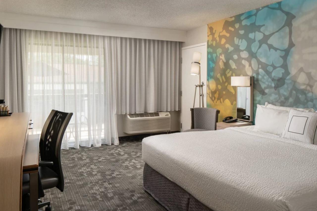 Courtyard By Marriott Orlando Lake Buena Vista At Vista Centre Exterior foto